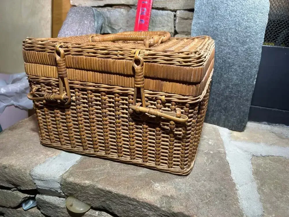Vintage Wicker Sewing Basket or Picnic basket 11.5 Lx8.5 W8 H